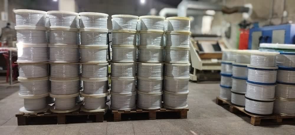 مفتول روکش پلاستیک روی قرقره و اسپول - تصویر 4